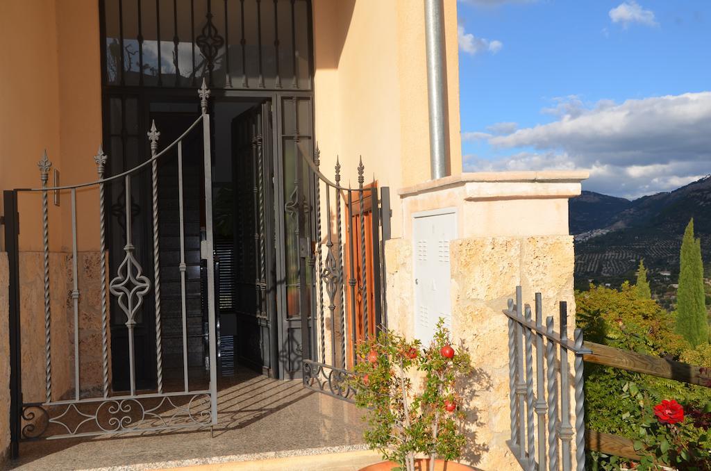 Apartamento La Almena La Iruela Exterior foto