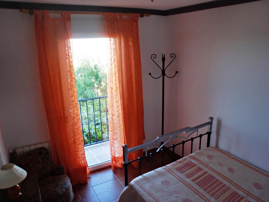 Apartamento La Almena La Iruela Habitación foto